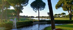 Ein Golfurlaub in den Gloria Hotels & Ressorts ist vielversprechend: Fast garantierter Sonnenschein, viel Wasser und traumhafte Golfanlagen. (Foto: Janek Weiss)