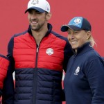 Kelly Slater, Michael Phelps vom Team USA mit Martina Navratilova und John Regis vom Team Europa (v.l.). (Foto: Getty)