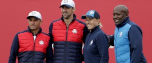 Kelly Slater, Michael Phelps vom Team USA mit Martina Navratilova und John Regis vom Team Europa (v.l.). (Foto: Getty)