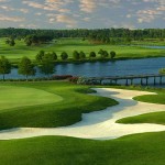 Wasser ohne Ende, üppiger Baumbestand und makellose Platzbedingungen. Das ist Golf in Orlando. (Foto: golforlandoflorida.com)