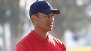 Nach fünf Monaten Pause startet Tiger Woods wieder bei einem offiziellen Turnier der PGA Tour. (Foto: Getty)