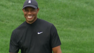 Das erste Lächeln der Runde. (Foto: PGA Tour)