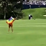 Chaos auf den Back Nian bei den US Open 2021, nicht nur wegen dieses Flitzers auf der 13. (Foto: Twitter)