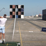 Ian Poulter versucht sich an den Containern. (Foto: DP World Tour/Youtube)