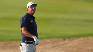 Phil Mickelson droht in die Grube zu fallen, die er der PGA Tour graben wollte. (Foto: Getty)