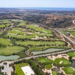 Das Amendoeira Golf Resort mit seinen beiden Kursen: dem Faldo Course und dem O'Connor Jr. Course