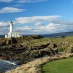 Der Blick über den Ailsa-Kurs des Trump Turnberry - bald einer der teuersten Golfplätze der Welt. (Foto: Azalea Group)