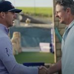 Justin Rose und Billy Horschel beim ersten DP World Mini Golf Invitational. (Quelle: YouTube/DP World Tour)