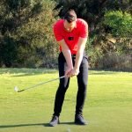 So integrieren Sie den flachen Pitch mit wenig Spin in Ihr Golftraining. (Screenshot: Golf Post)