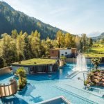 Quellenhof See Lodge, ein Hauch von Malediven in den Südtiroler Alpen (Foto: Quellenhof Luxury Resorts)