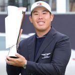 Umgeben von seiner Familie und zahlreichen heimischen Fans: Byeong Hun An nach seinem ersten Sieg seit neun Jahren. (Foto: Getty)