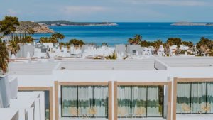 Das Nativo Hotel kombiniert Golf, Wellness und umweltfreundliches Design in einer entspannten Atmosphäre. (Foto: Nativo Hotel Ibiza)