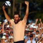 Scottie Scheffler feiert seinen Sieg beim Masters Turnier 2024. (Foto: Getty)