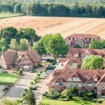 Das Hotel Hennies in Isernhagen kombiniert herzlichen Service, eine ideale Lage – perfekt für Übernachtungen, Events und gutes Essen. (Foto: Hotel Hennies)