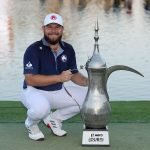 Hatton feiert seinen Sieg der DP World Tour in Dubai. (Foto: Getty)