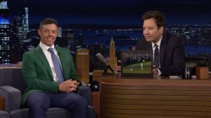 Masters-Sieger zeigt Humor und Kindheits-Tricks bei Jimmy Fallon (Foto: x.com/fallontonight)