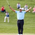 Ángel Cabrera feiert seinen Sieg bei der Senior PGA Championship 2025 (Foto: getty)