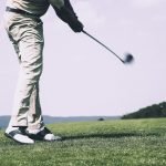 Der Abschlag erfolgt mitten im beeindruckenden Panorama der Tiroler Berge. (Quelle: Pixabay.com)