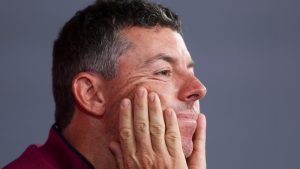 Rory McIlroy bei der Pressekonferenz über sein Verhältnis mit den gegnerischen Fans. (Foto: Getty)