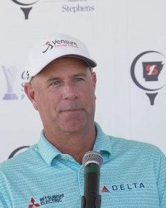 Stewart Cink im Kampf um den Schwab Cup: Jeder Schlag zählt - (@ChampionsTour)