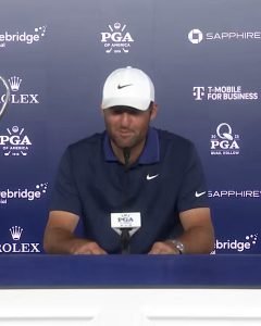 Scottie Scheffler zeigt Dankbarkeit für seinen PGA Coach Randy Smith - (@PGA)