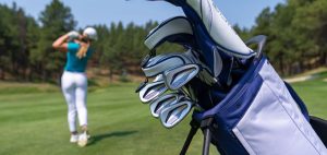 PING präsentiert das neue Le4 Schlägerset für leistungsorientierte Golferinnen vor. (Foto: Ping)